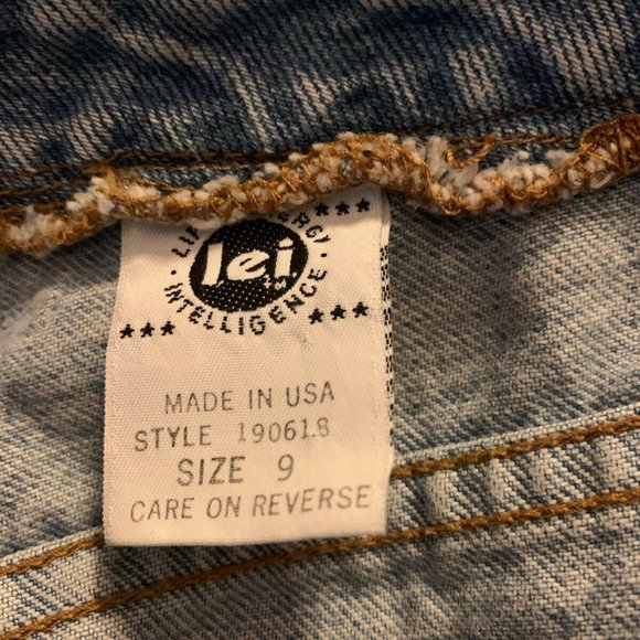 9 Women/Junior Shorts L.E.I. Short Shorts Bootie - Picture 7 of 11